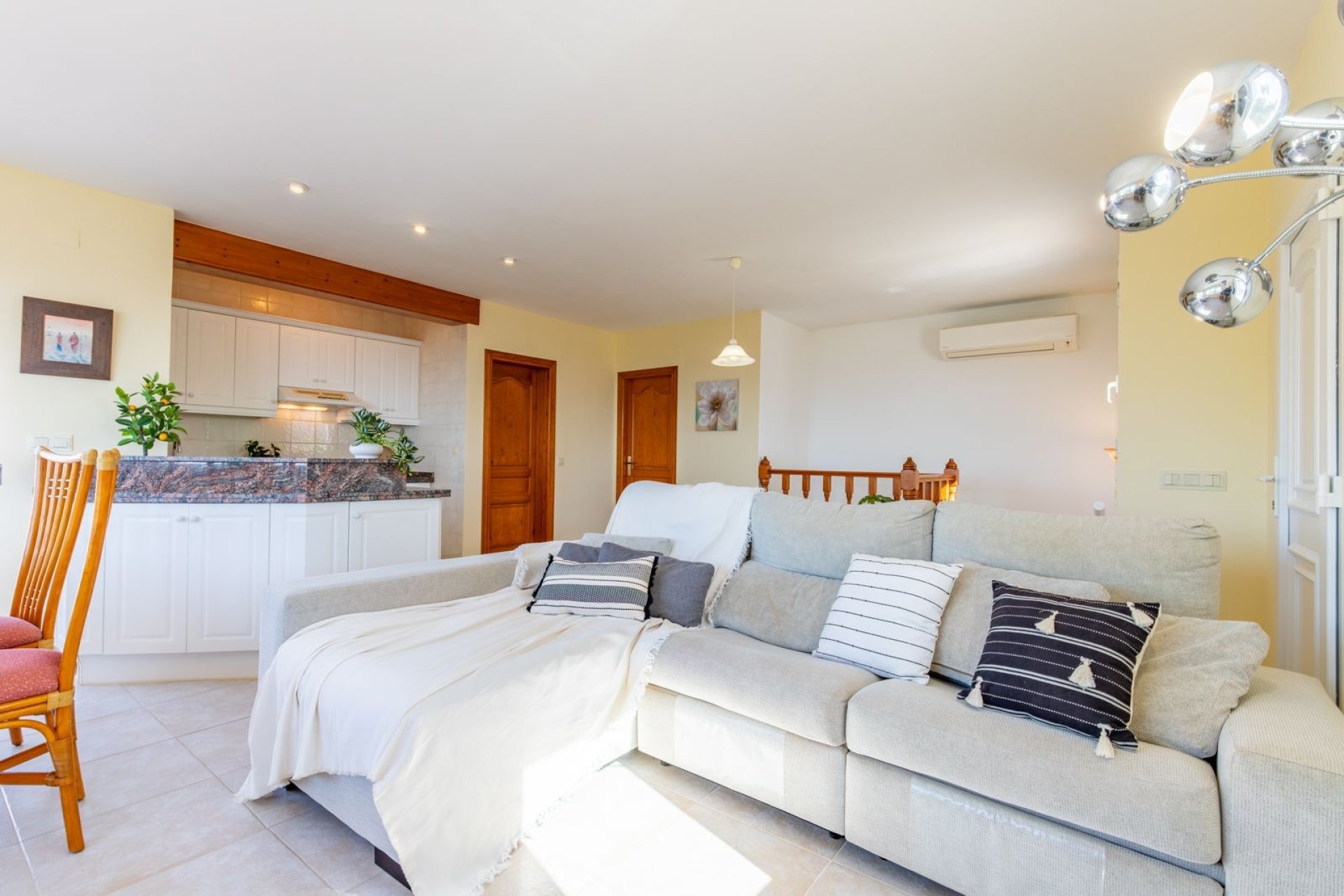 Sale - Villa - Moraira - Benimeit
