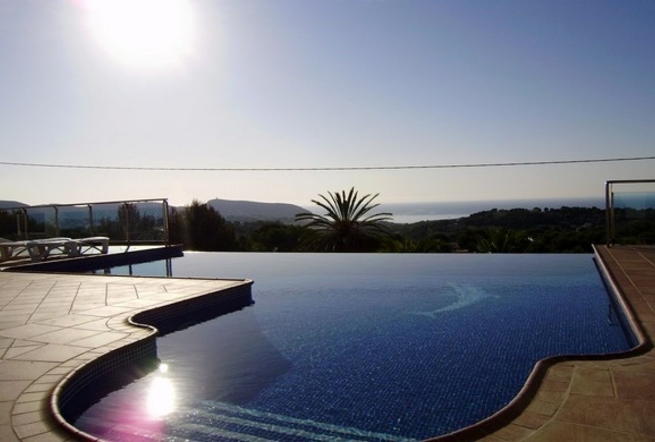Sale - Villa - Moraira - Benimeit