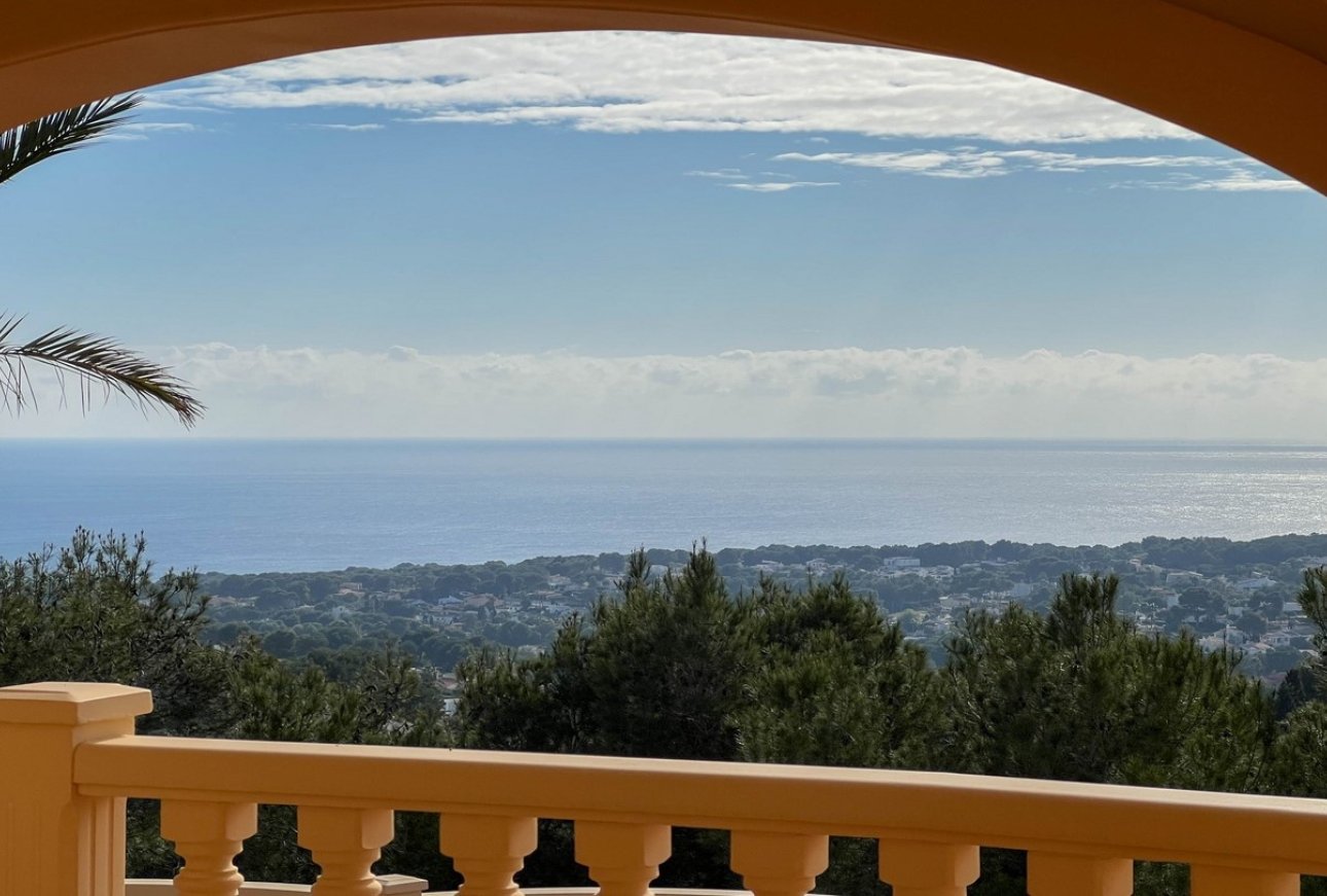 Sale - Villa - Moraira - Benimeit