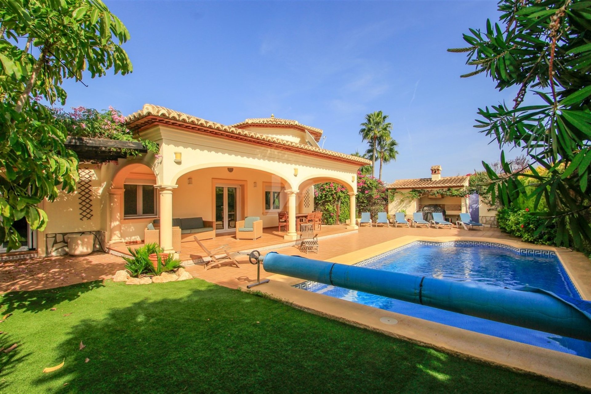 Sale - Villa - Moraira - Benimeit
