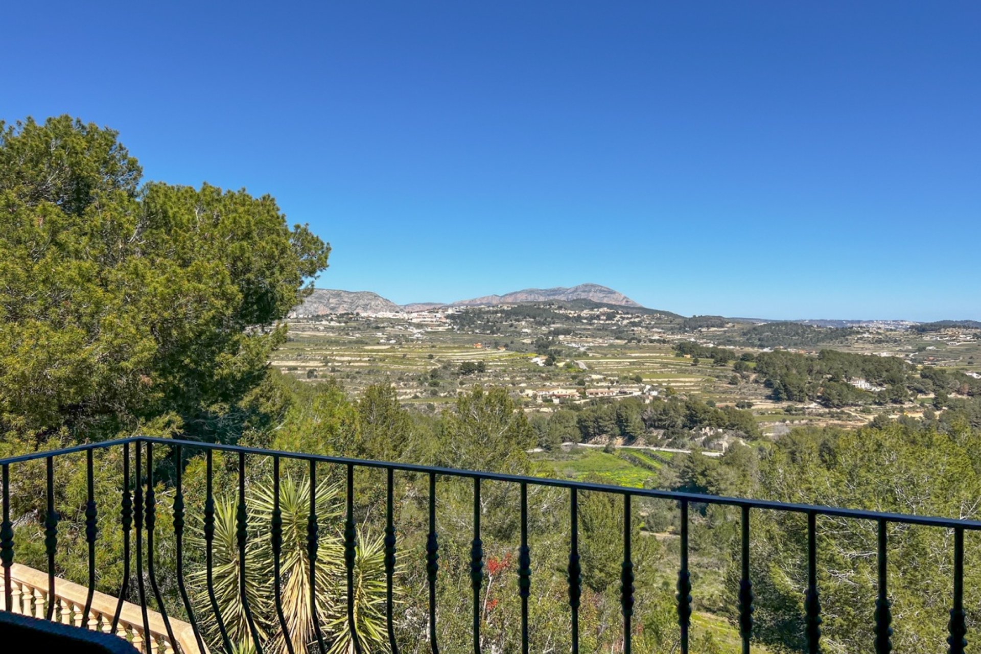 Sale - Villa - Moraira - Benimeit