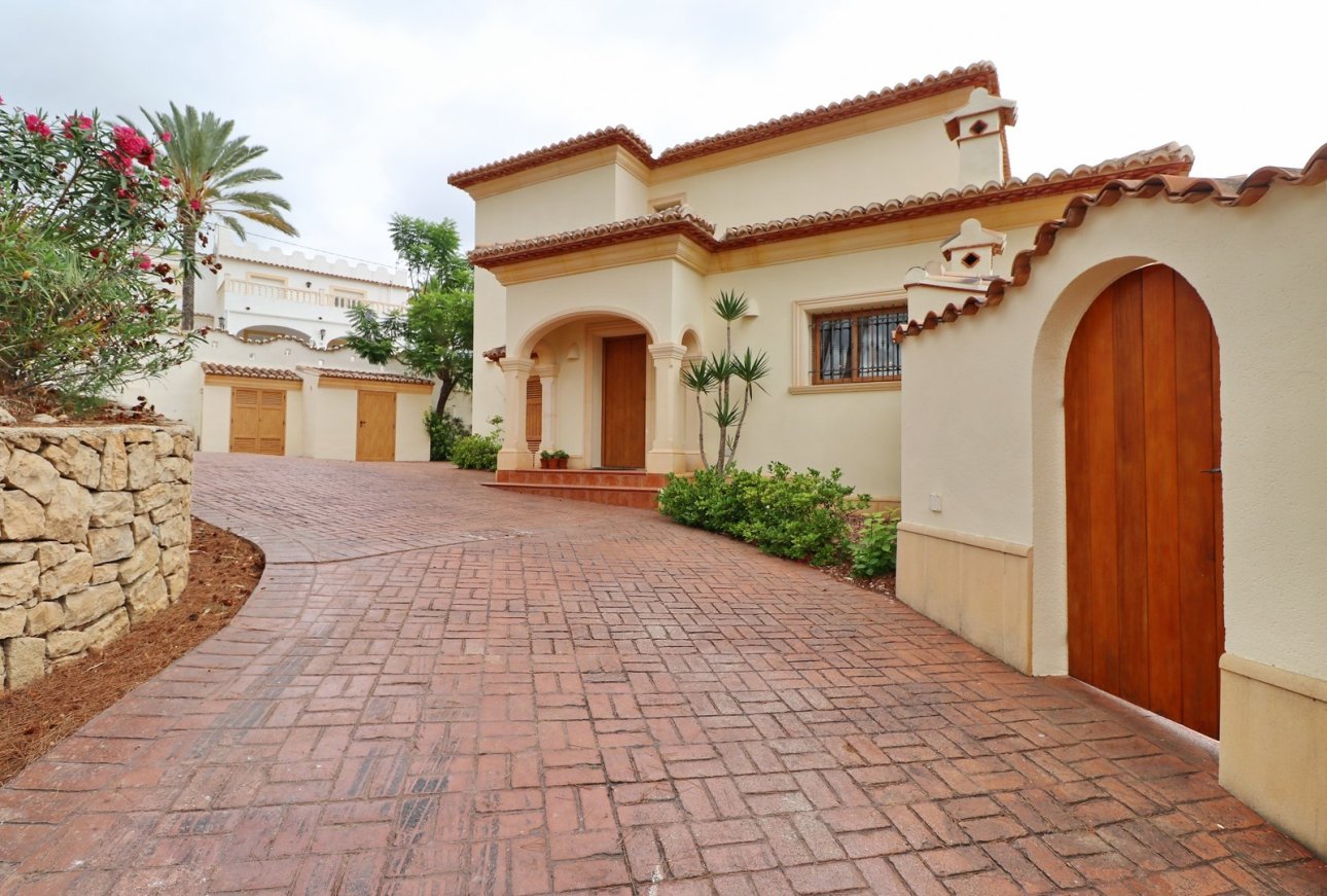 Sale - Villa - Moraira - El Portet