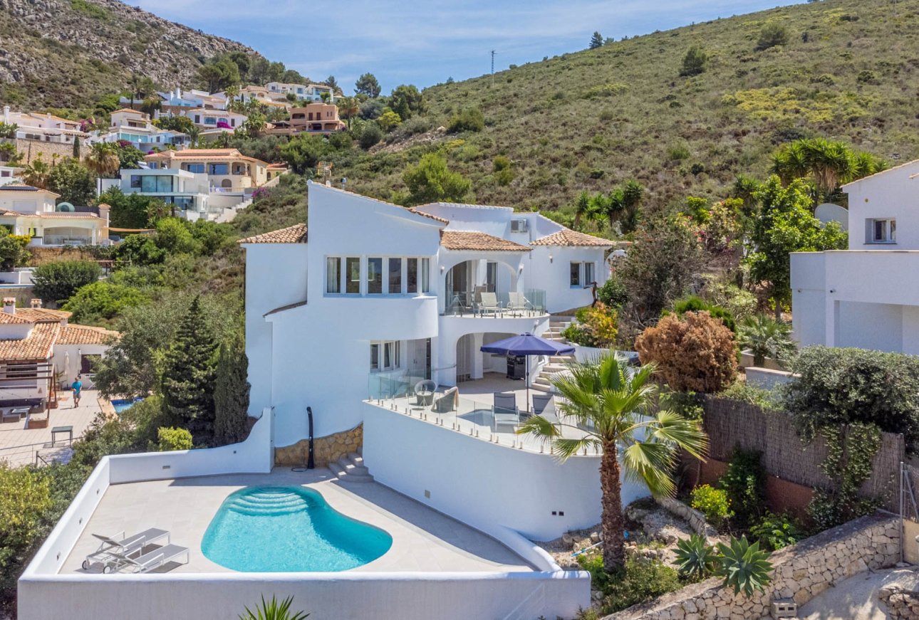 Sale - Villa - Moraira - El Portet