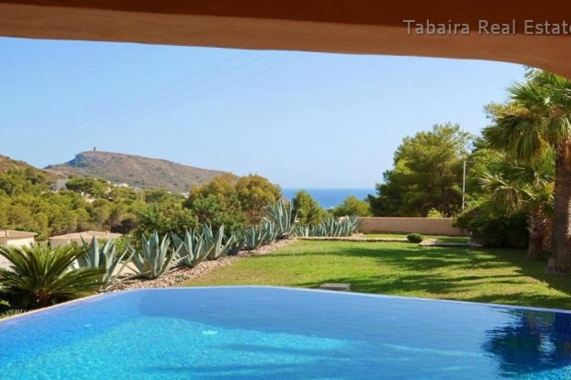 Sale - Villa - Moraira - El Portet