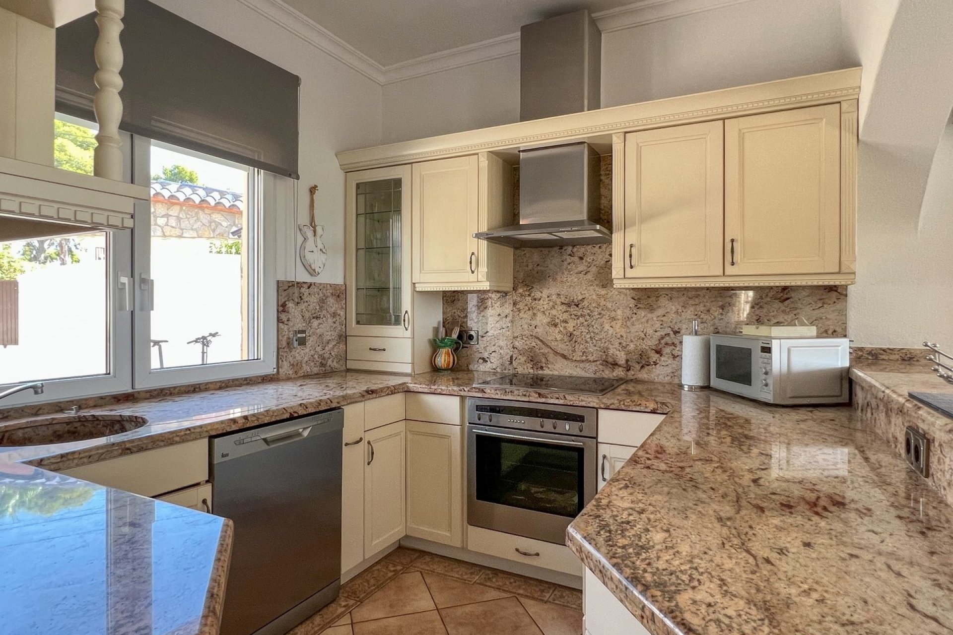 Sale - Villa - Moraira - La Cometa