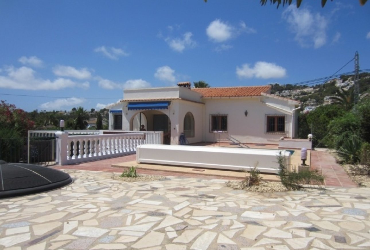 Sale - Villa - Moraira - Pinar de L'Adovcat