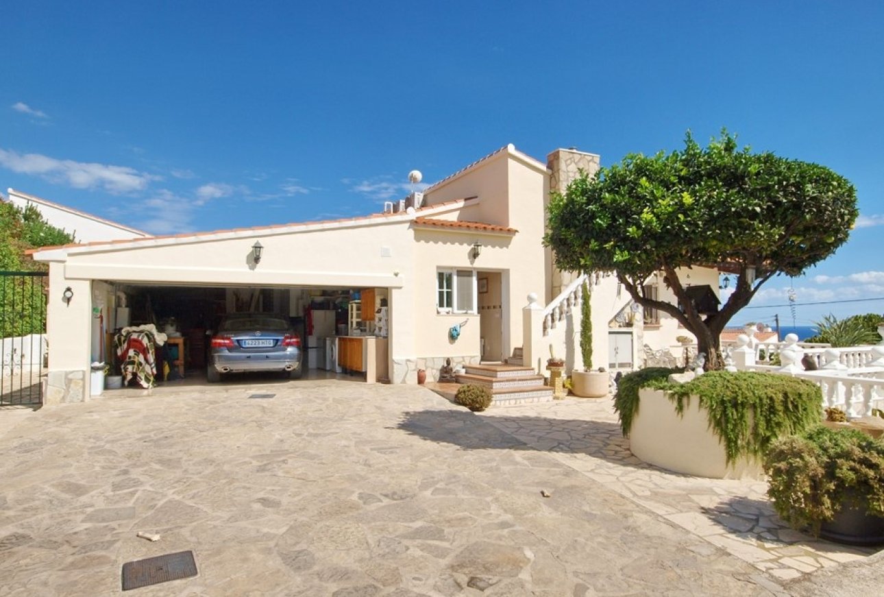 Sale - Villa - Moraira - Pinar de L'Adovcat