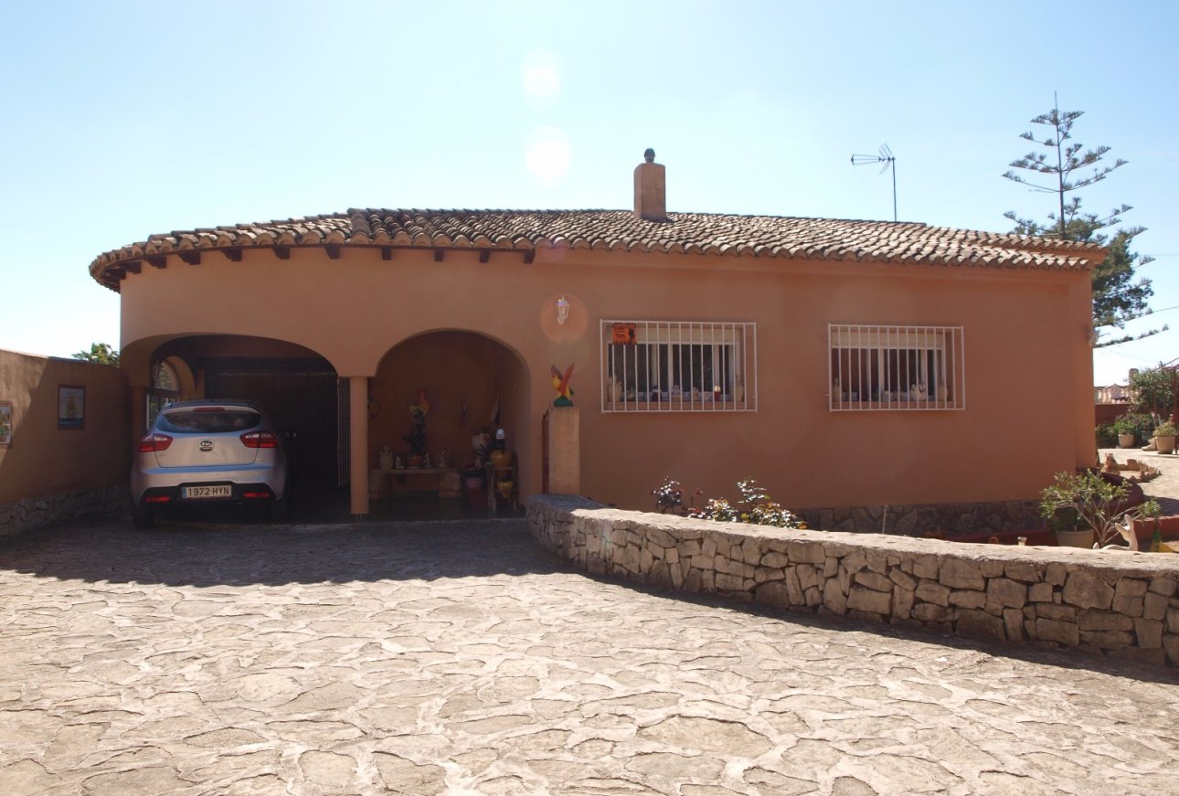 Sale - Villa - Moraira - Pinar de L'Adovcat