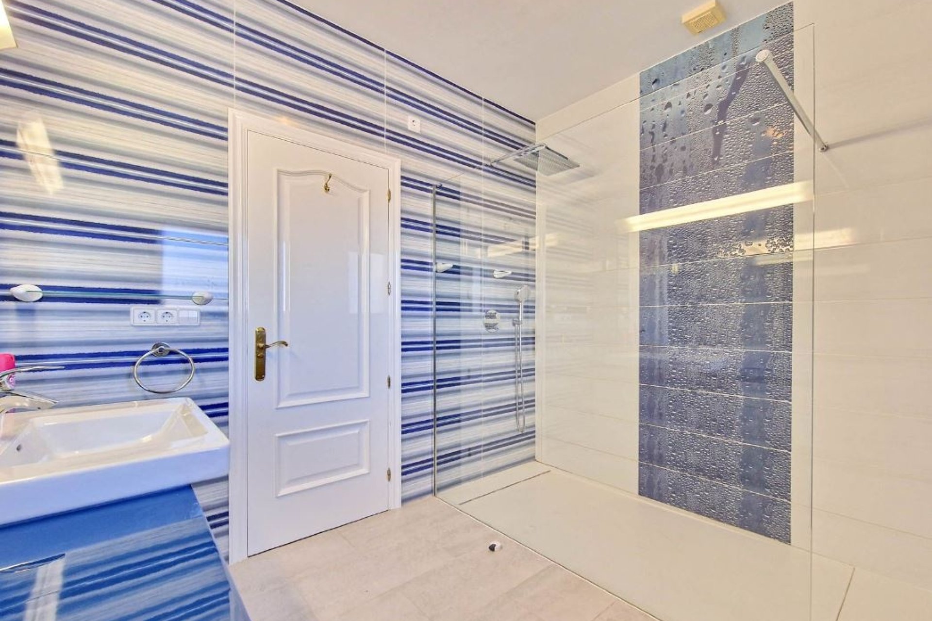 Sale - Villa - Moraira - Pinar de L'Adovcat