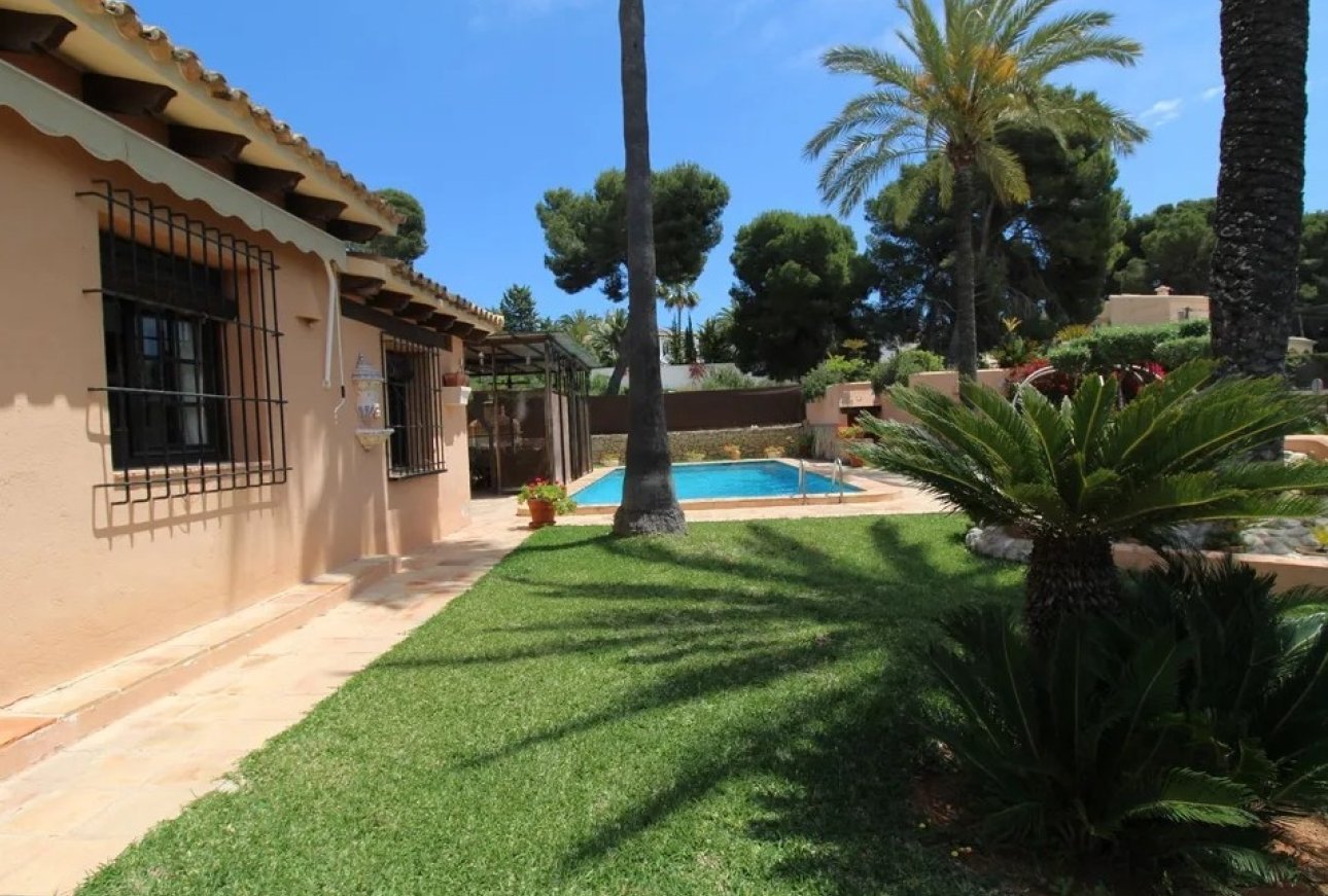 Sale - Villa - Moraira - Pla del Mar