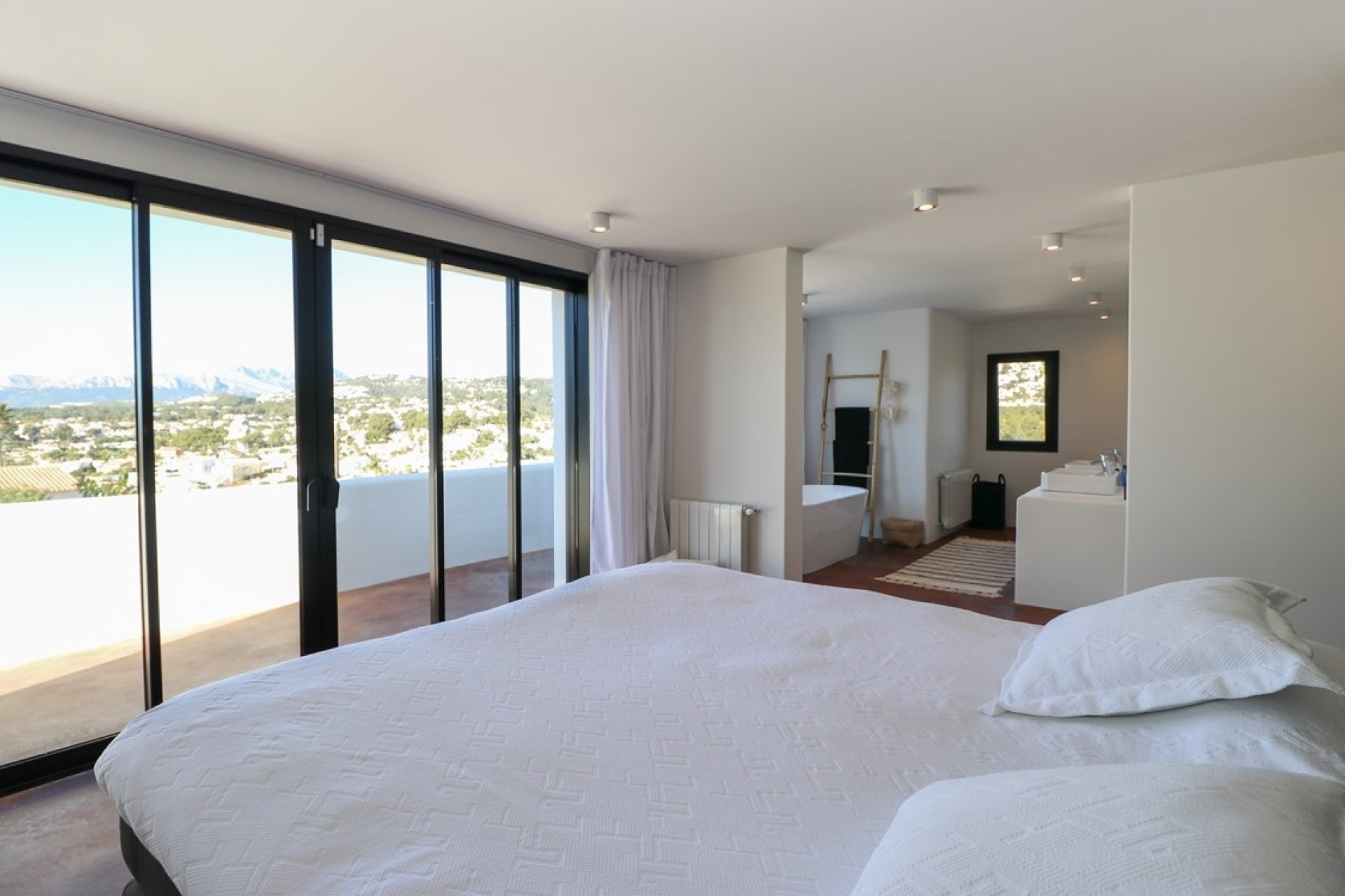 Sale - Villa - Moraira - San Jaime