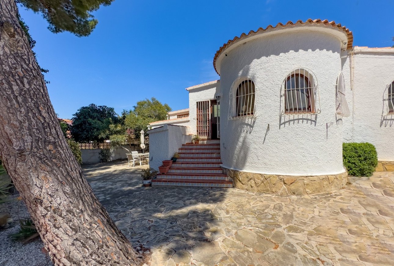 Sale - Villa - Moraira - San Jaime
