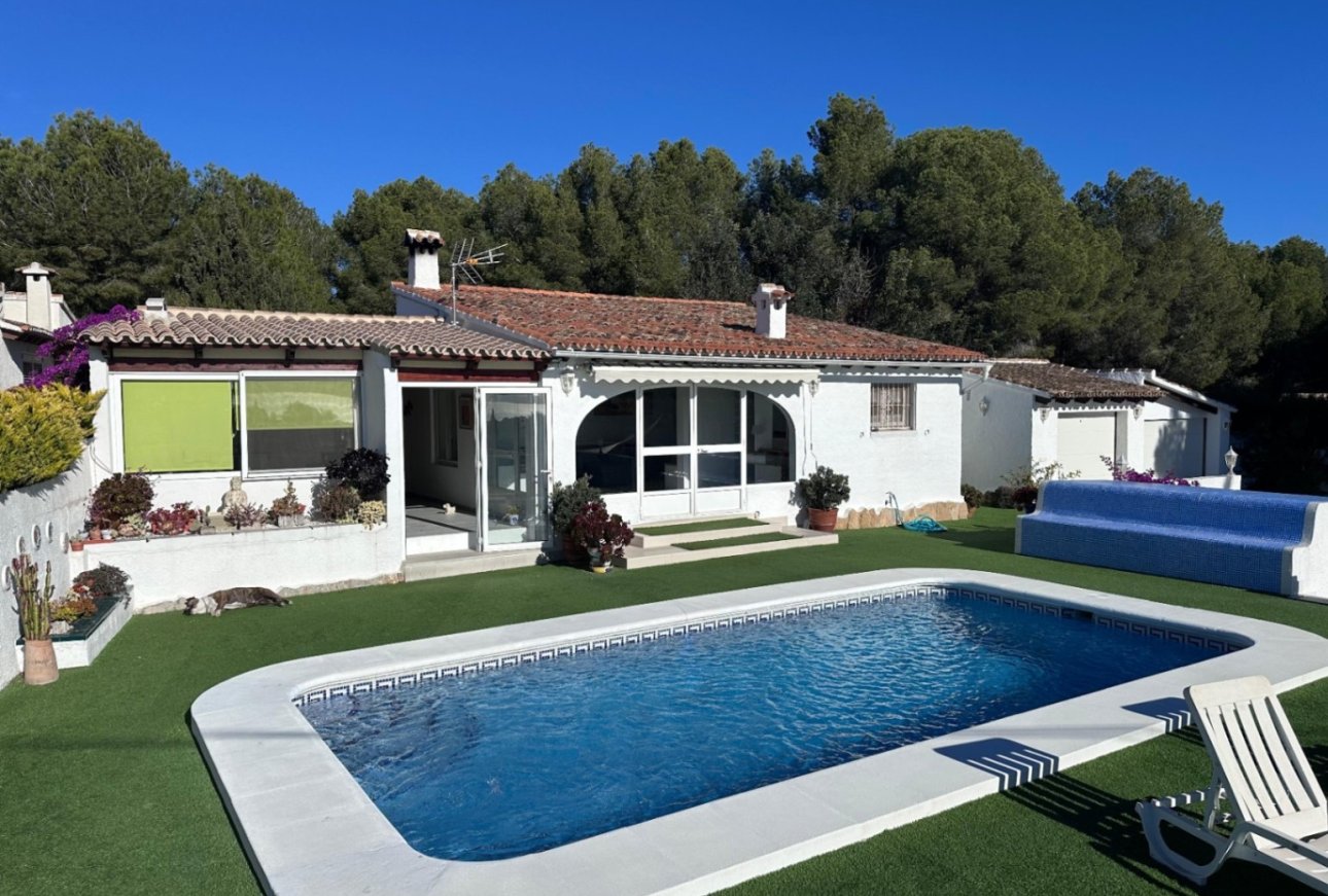 Sale - Villa - Moraira
