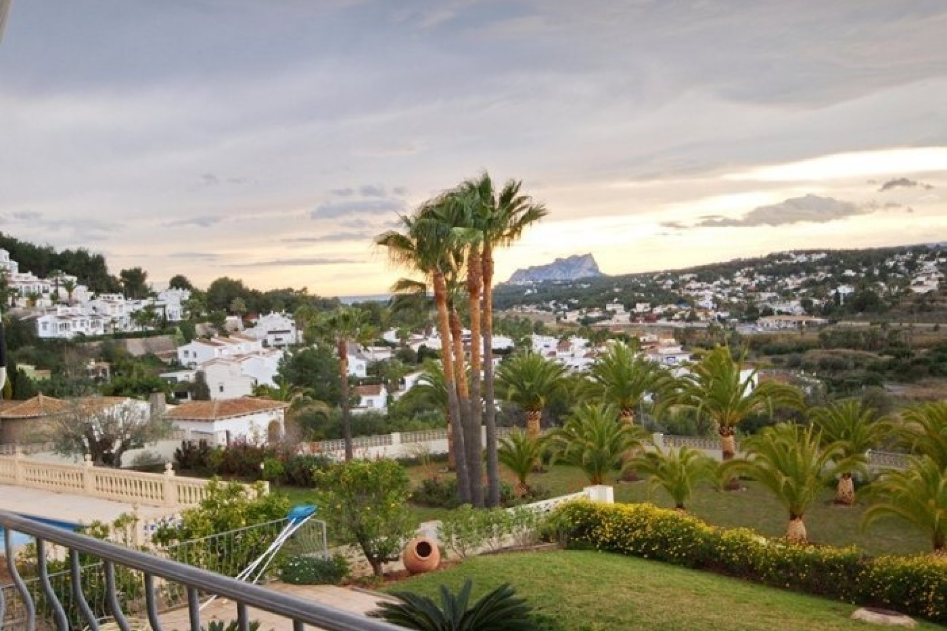 Sale - Villa - Moraira