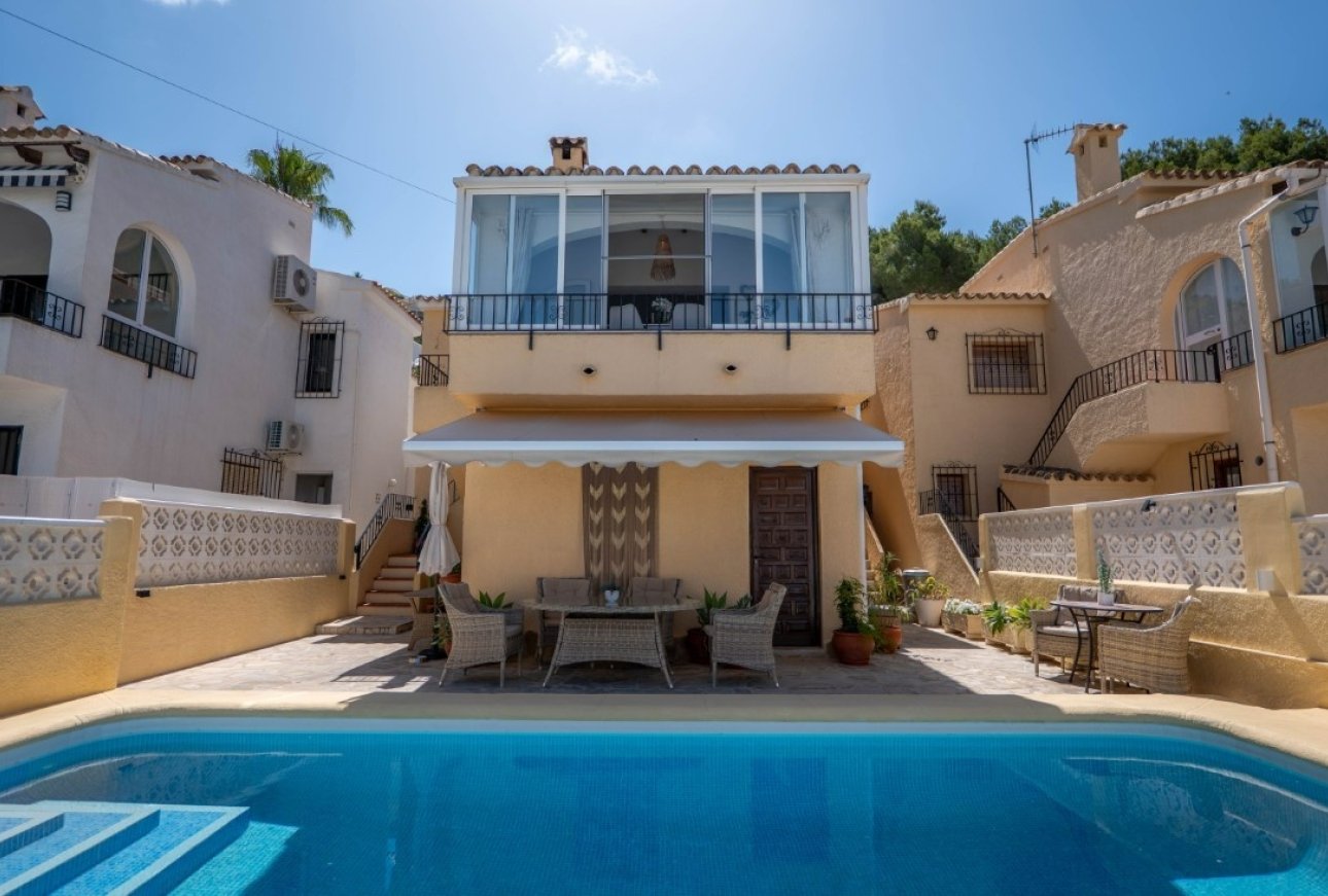 Sale - Villa - Moraira