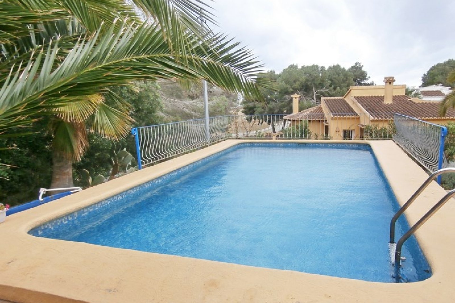 Sale - Villa - Moraira