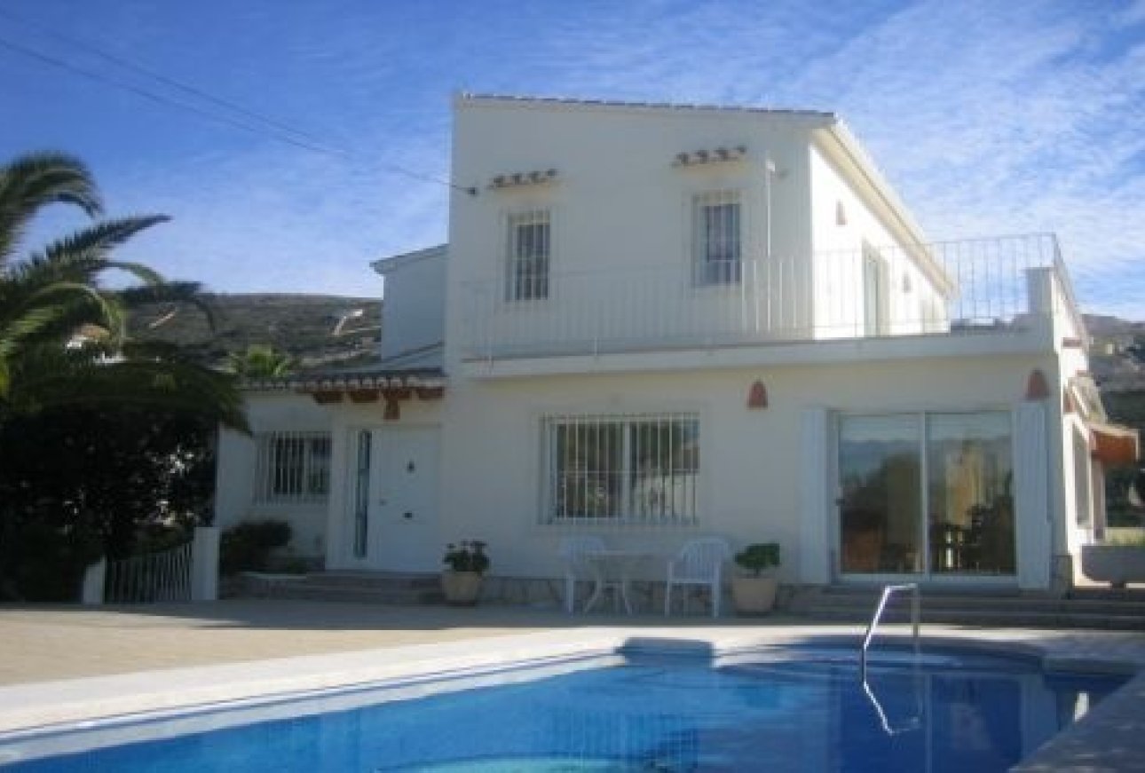 Sale - Villa - Moraira