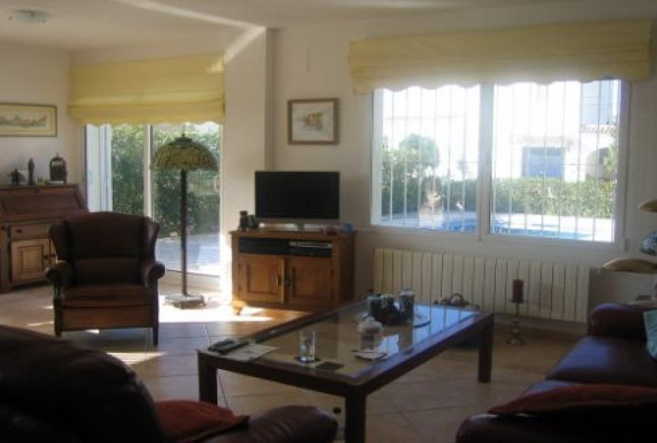 Sale - Villa - Moraira