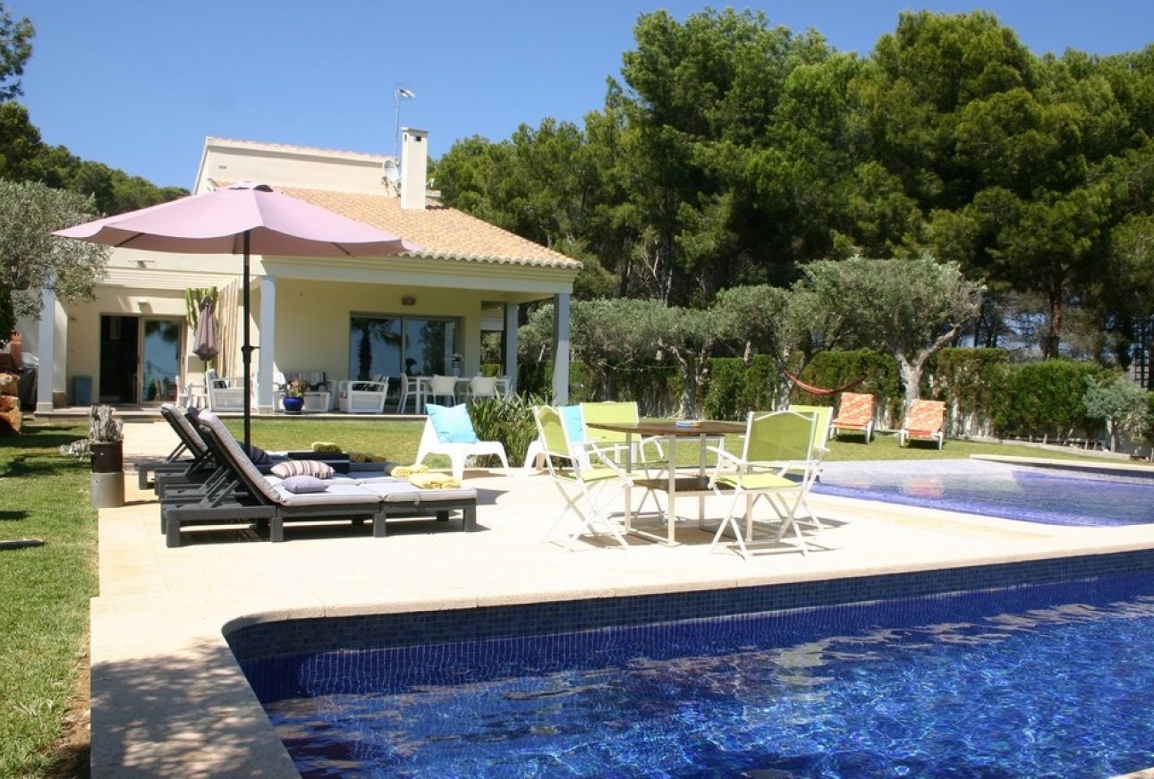 Sale - Villa - Moraira