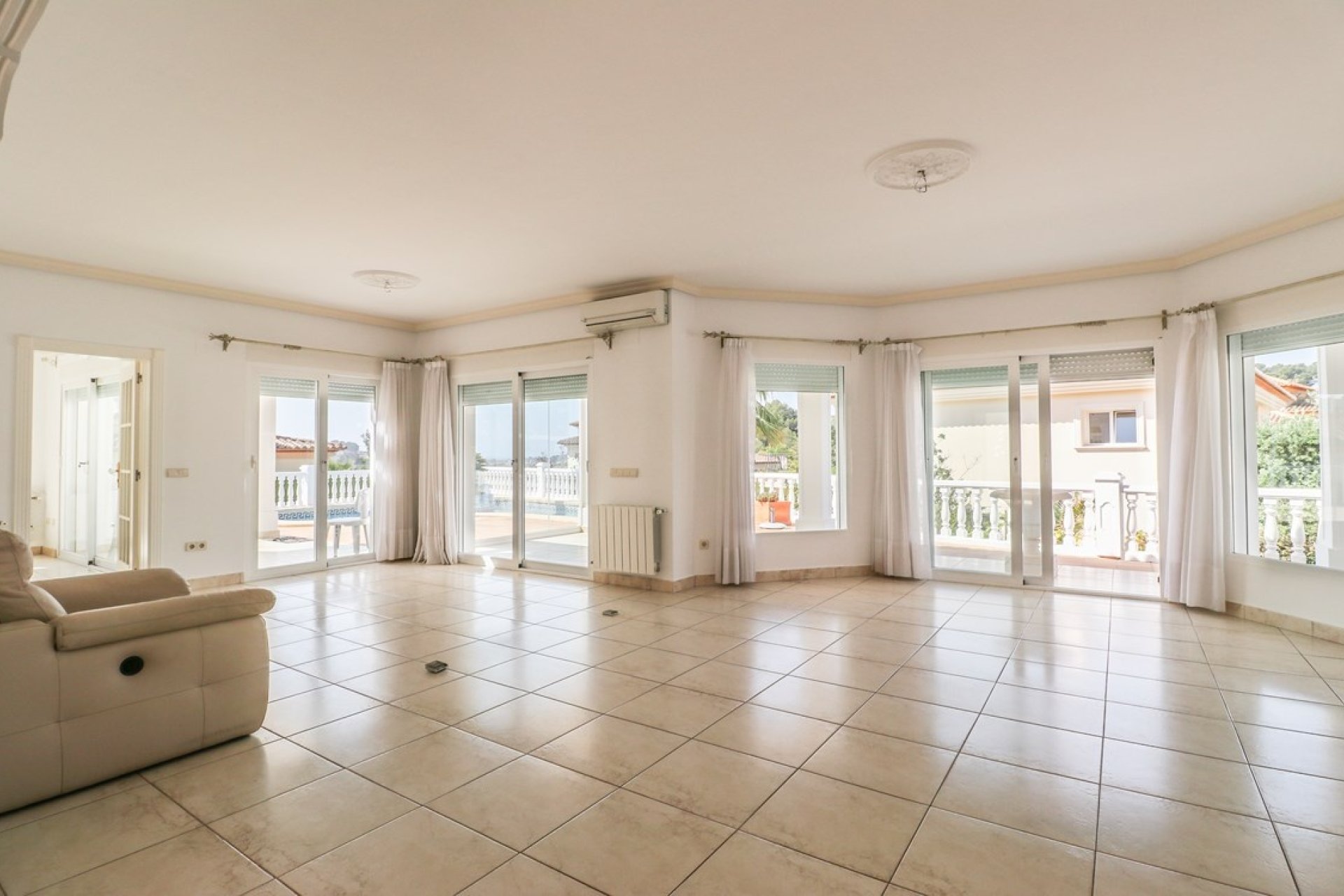 Sale - Villa - Moraira