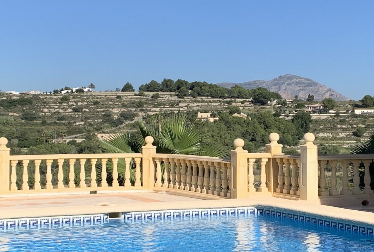 Sale - Villa - Moraira
