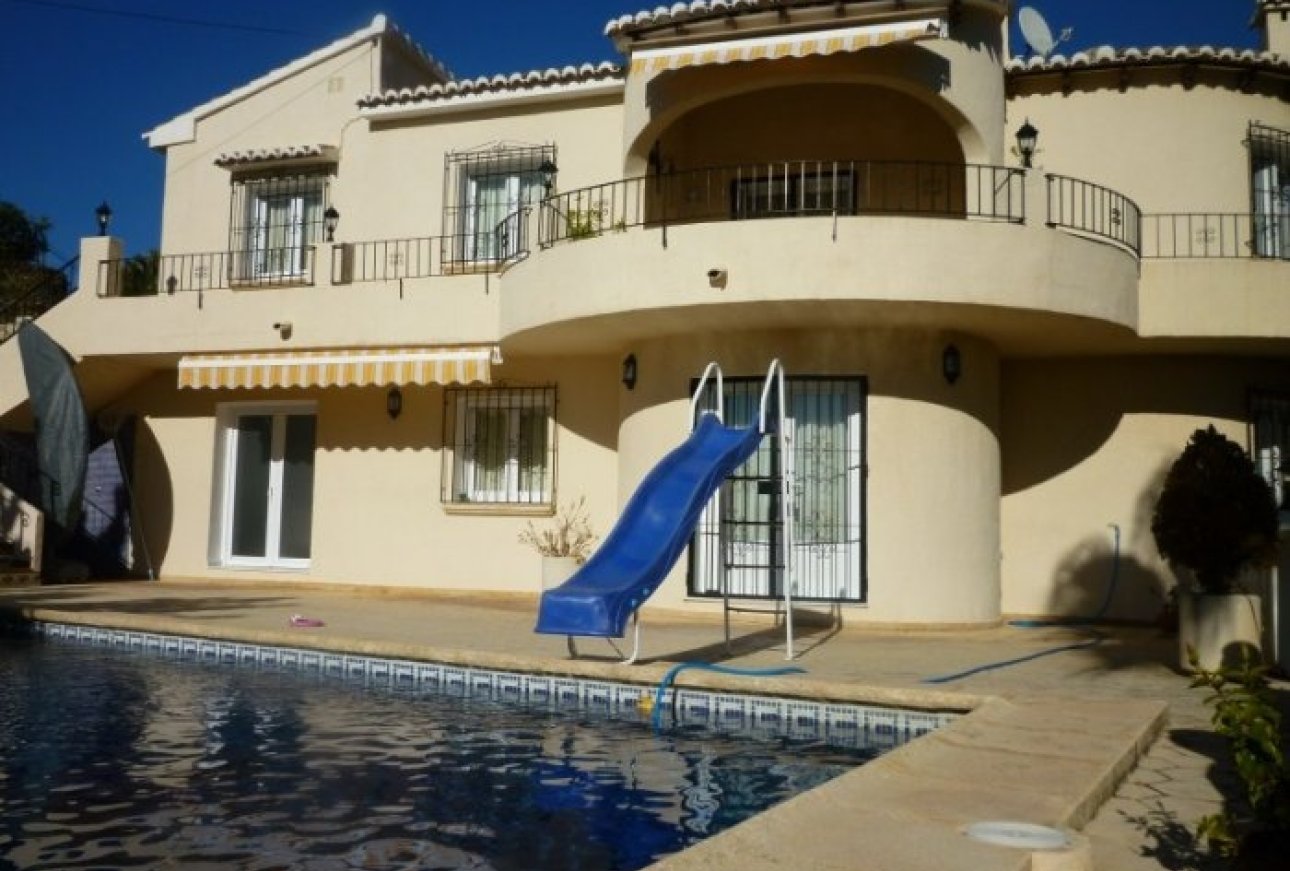 Sale - Villa - Moraira