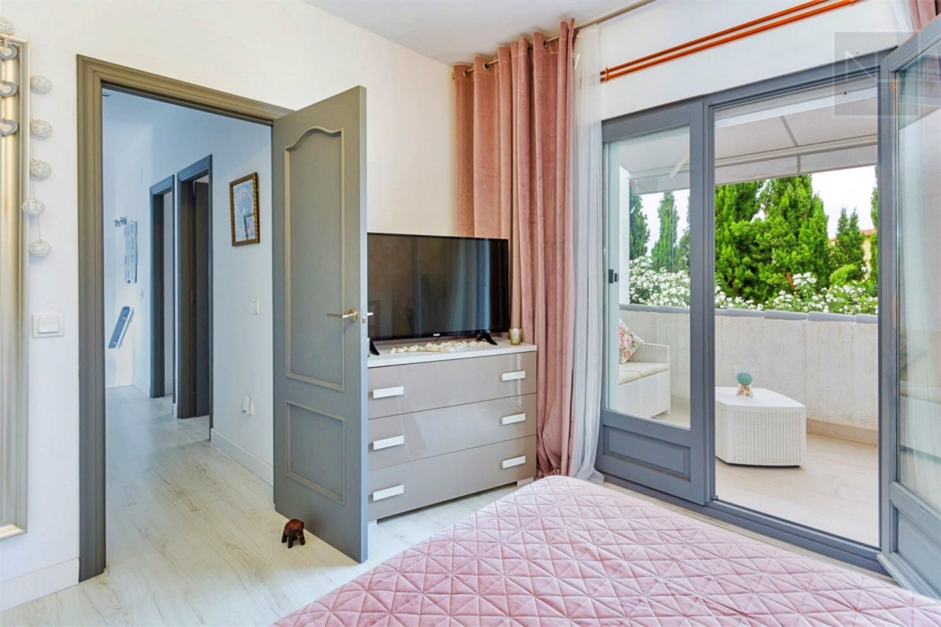 Sale - Villa - Pedreguer