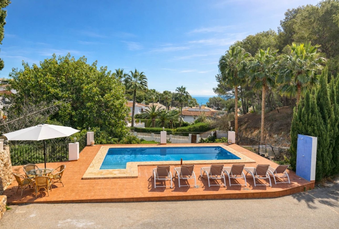 Sea view villa for sale in Cometa Moraira Costa Blanca