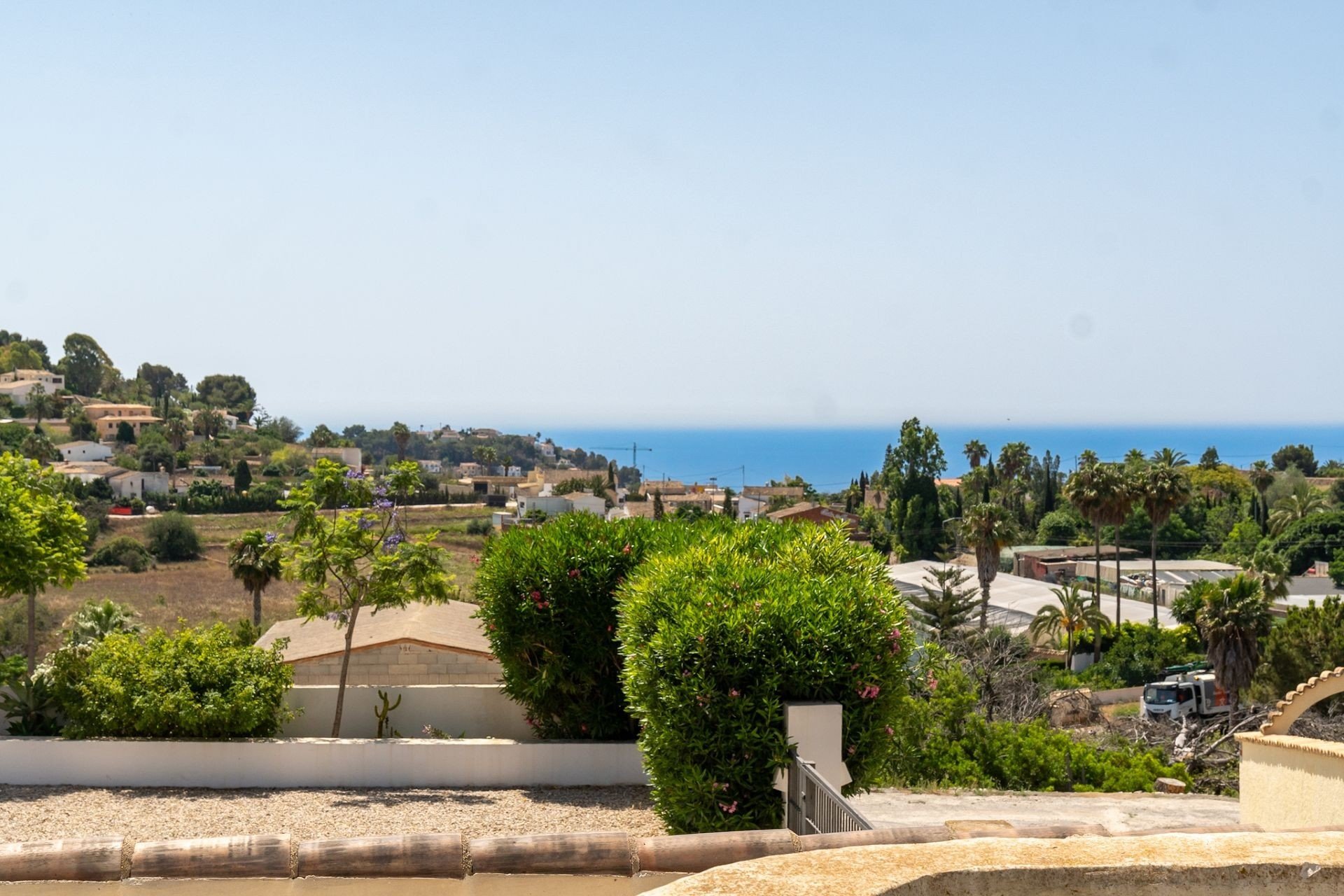 Traditional Spanish finca with good sea views