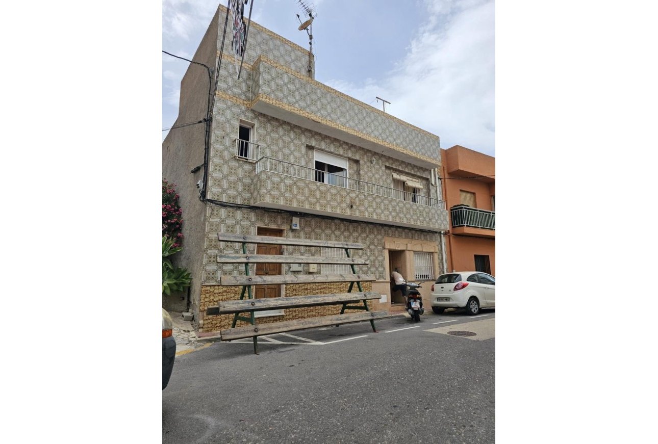 Venta - Casa de pueblo - Benitachell  - Centro