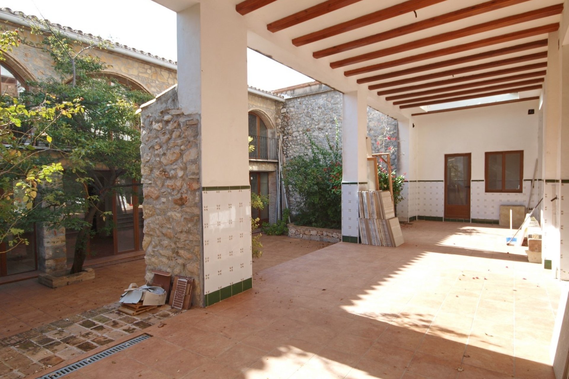 Venta - Hotel - Sagra - centro de la ciudad