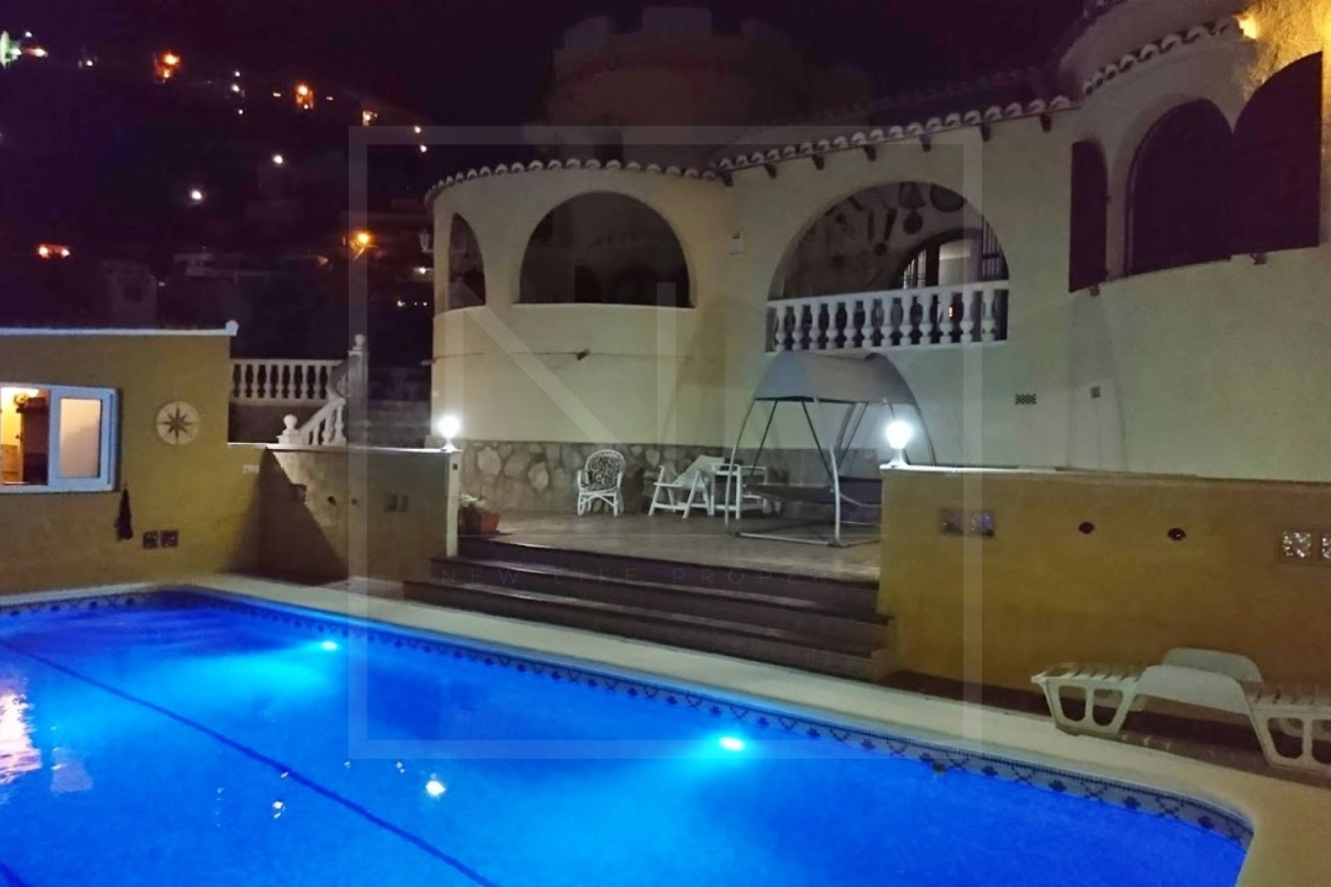 Verkauf - Villa - Benitachell  - Cumbre del Sol