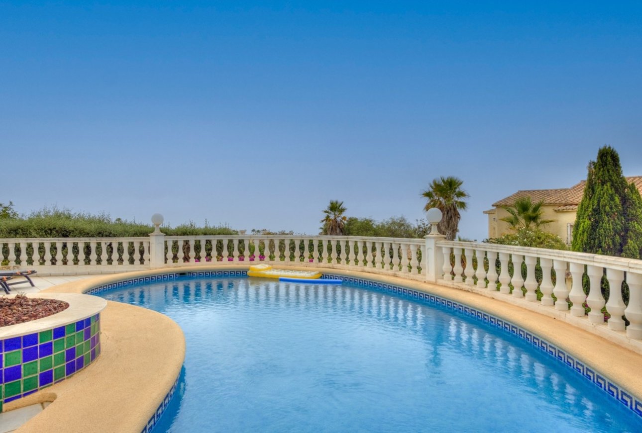 Verkauf - Villa - Benitachell  - Cumbre del Sol