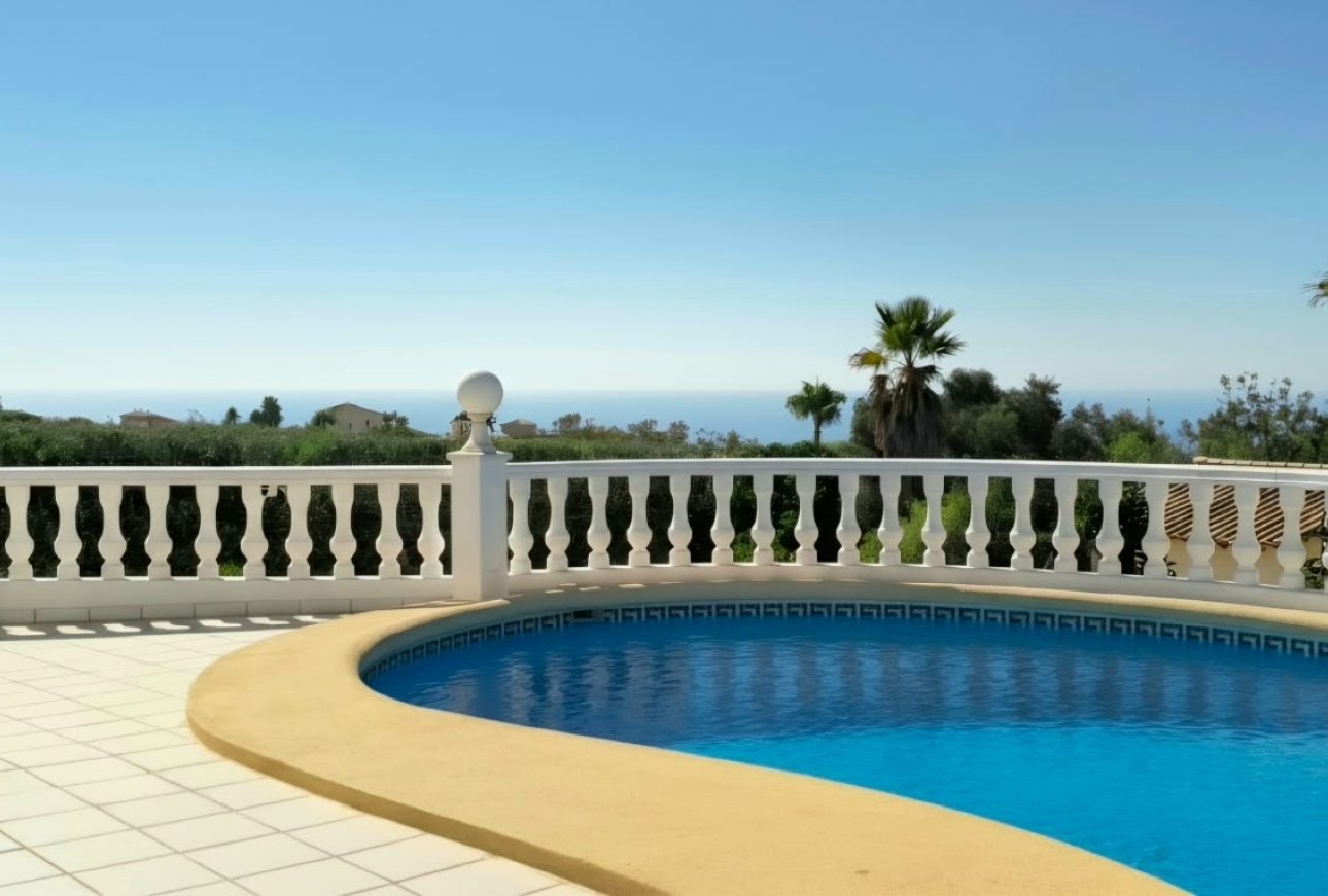 Verkauf - Villa - Benitachell  - Cumbre del Sol