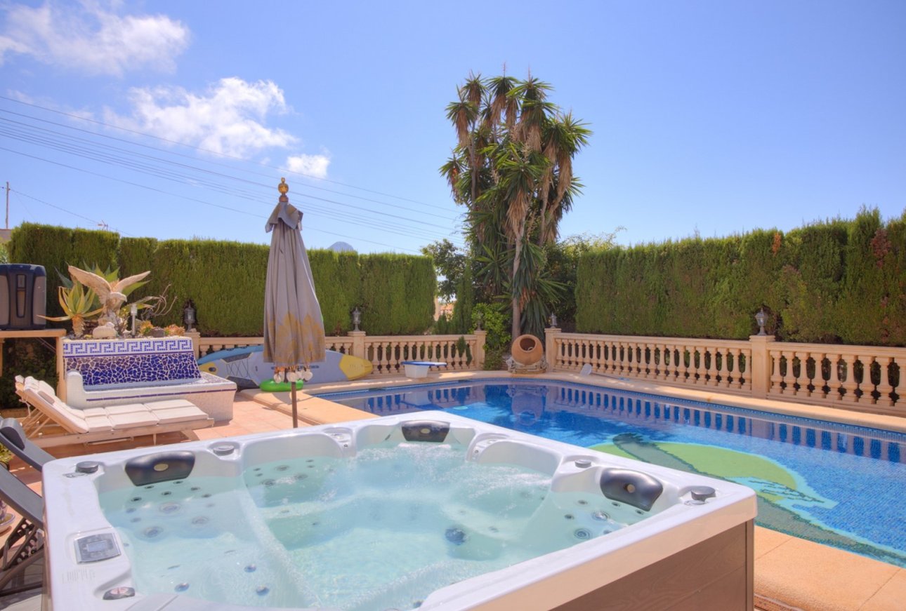 Verkauf - Villa - Calpe