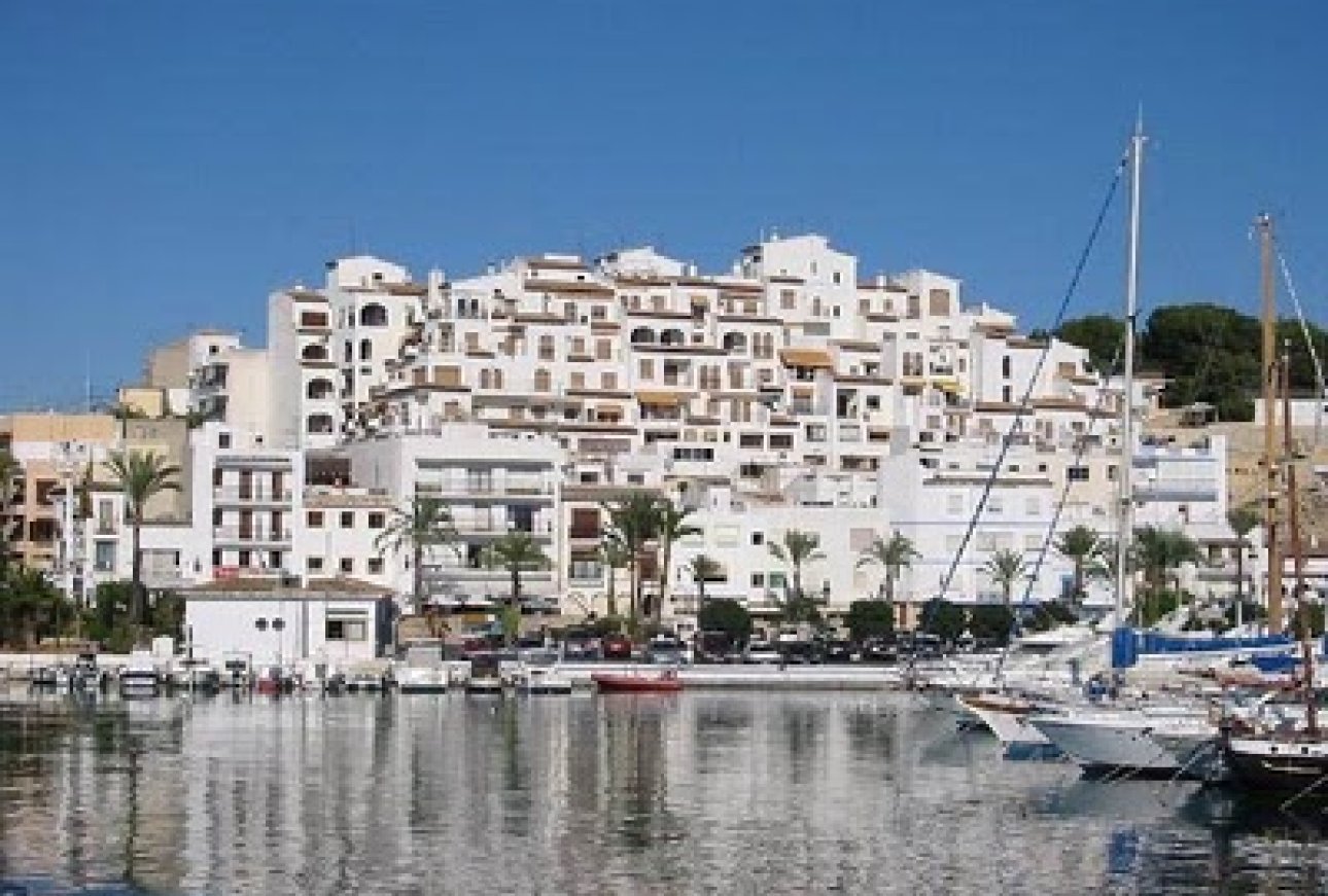 Verkoop - Commercieel Vastgoed - Moraira - Centro Ciudad