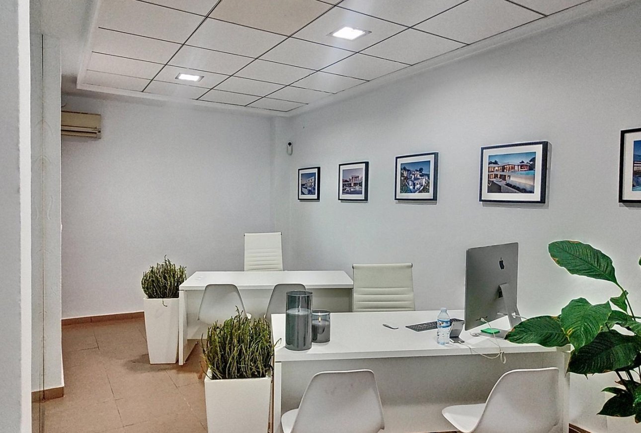Verkoop - Commercieel Vastgoed - Moraira - El Portet