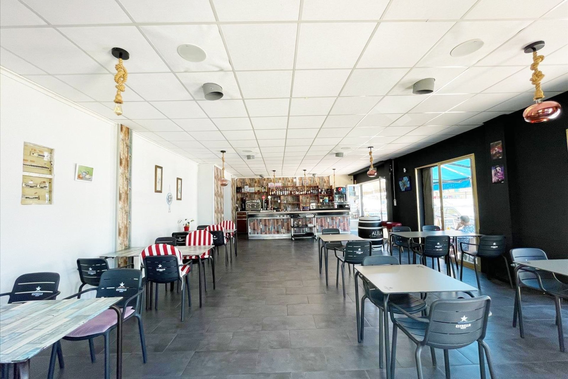 Verkoop - Local comercial - Calpe - La Fossa
