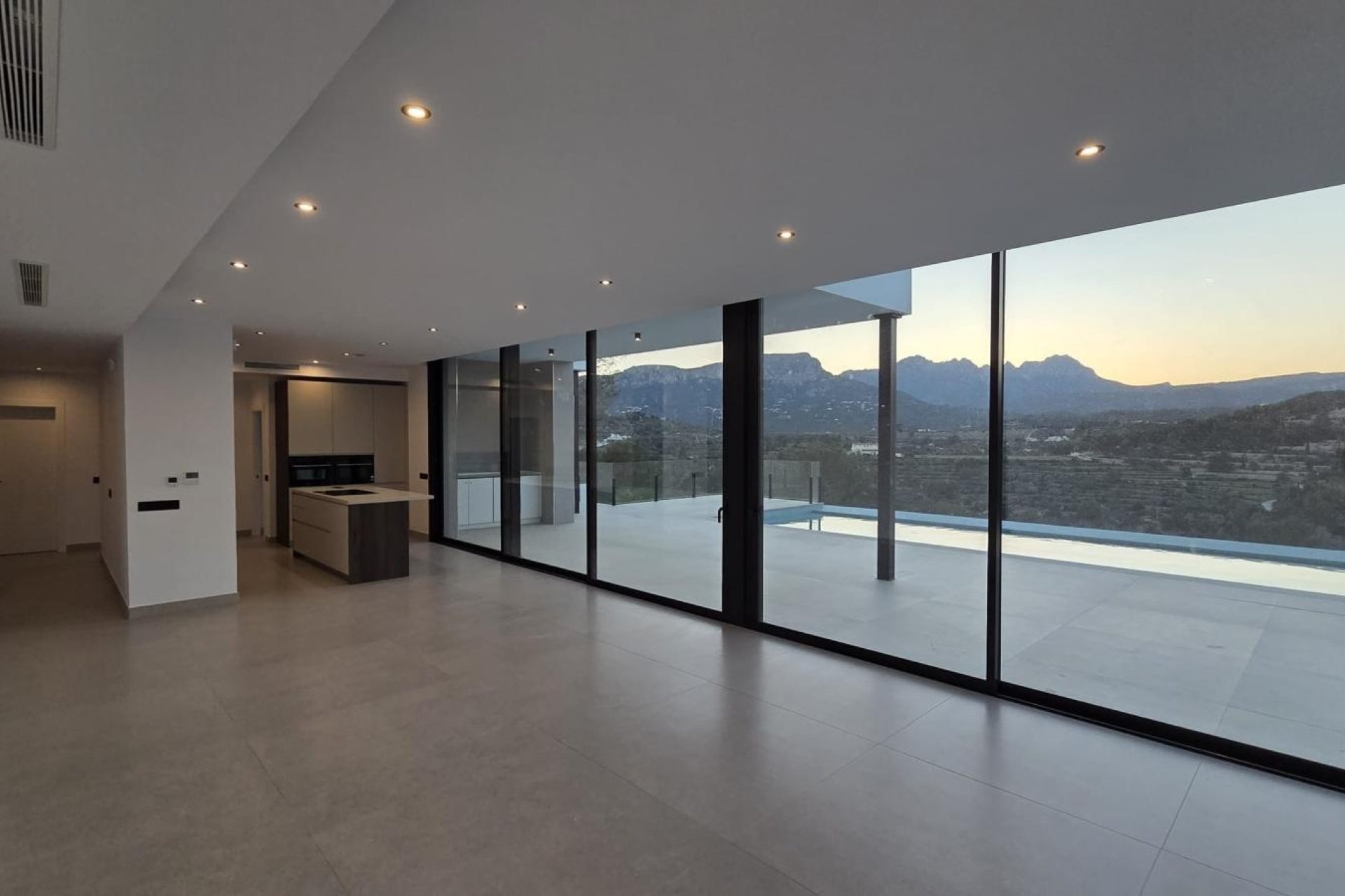 Verkoop - Villa - Calpe - Empedrola