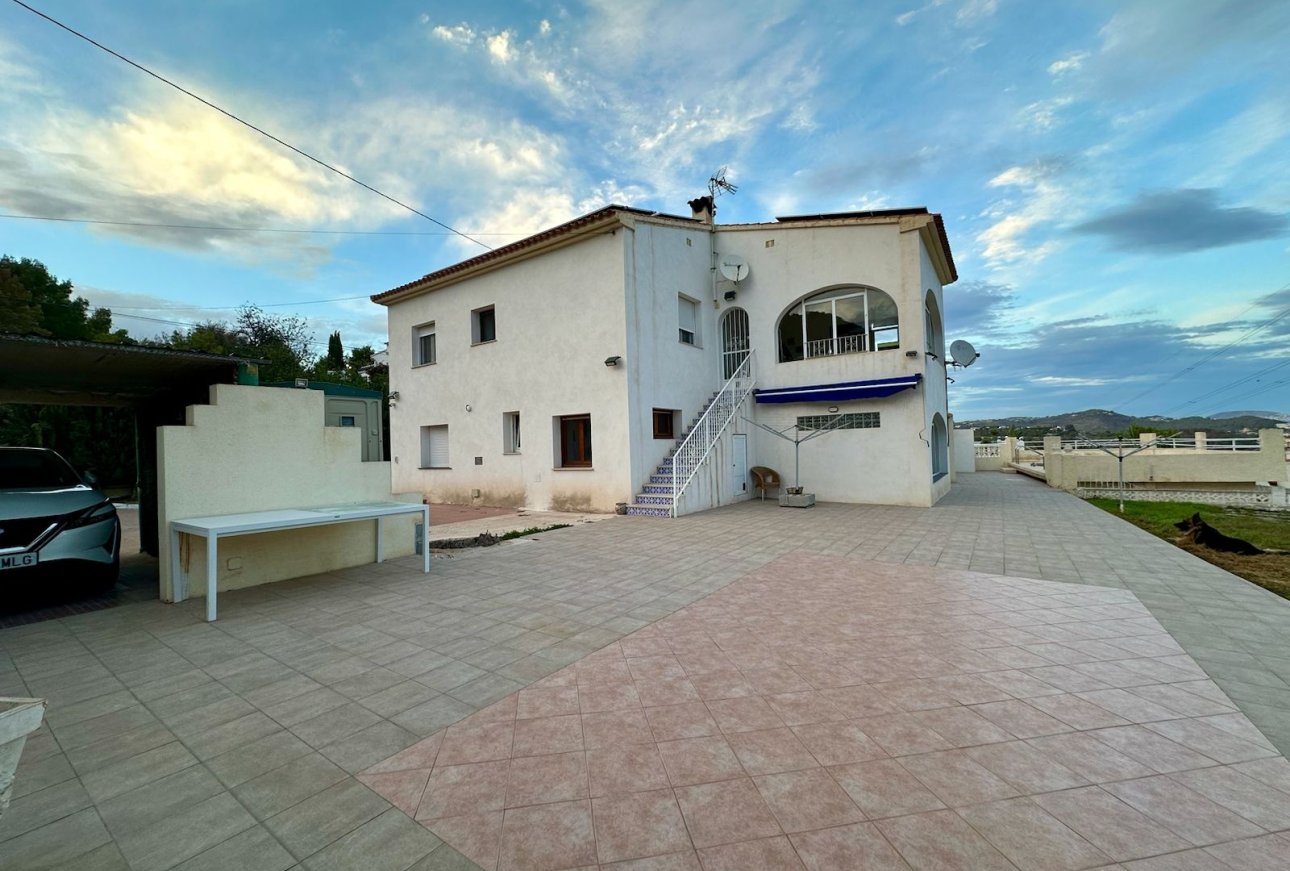 Verkoop - Villa - Calpe - Estación