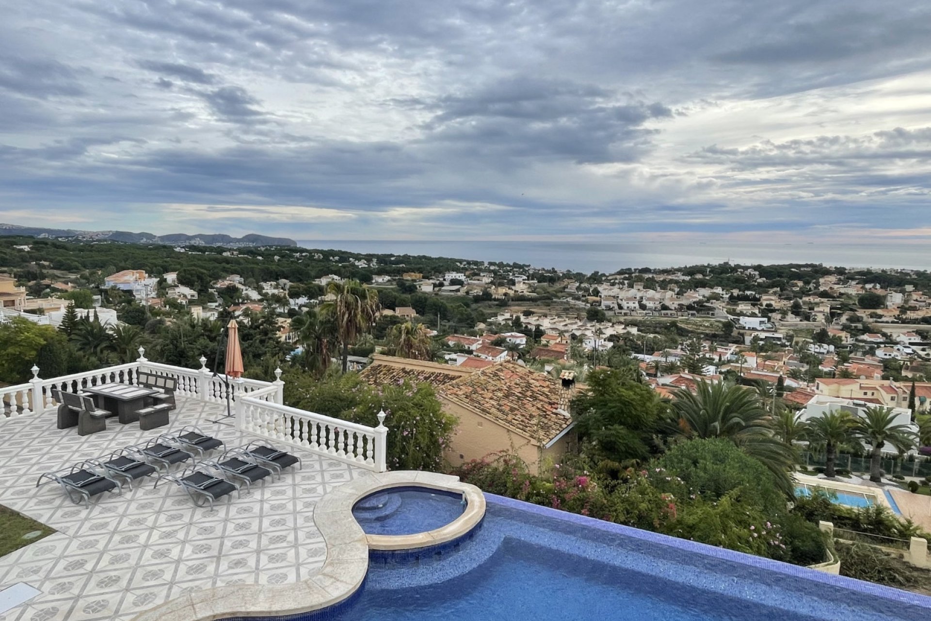 Verkoop - Villa - Calpe - Tosal de la Cometa