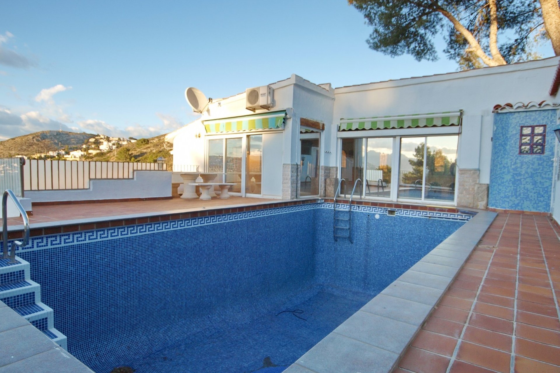 Verkoop - Villa - Moraira - El Portet