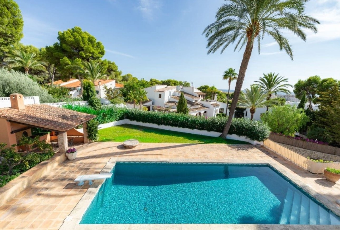 Villa à vendre à Pla del Mar à côté de Moraira