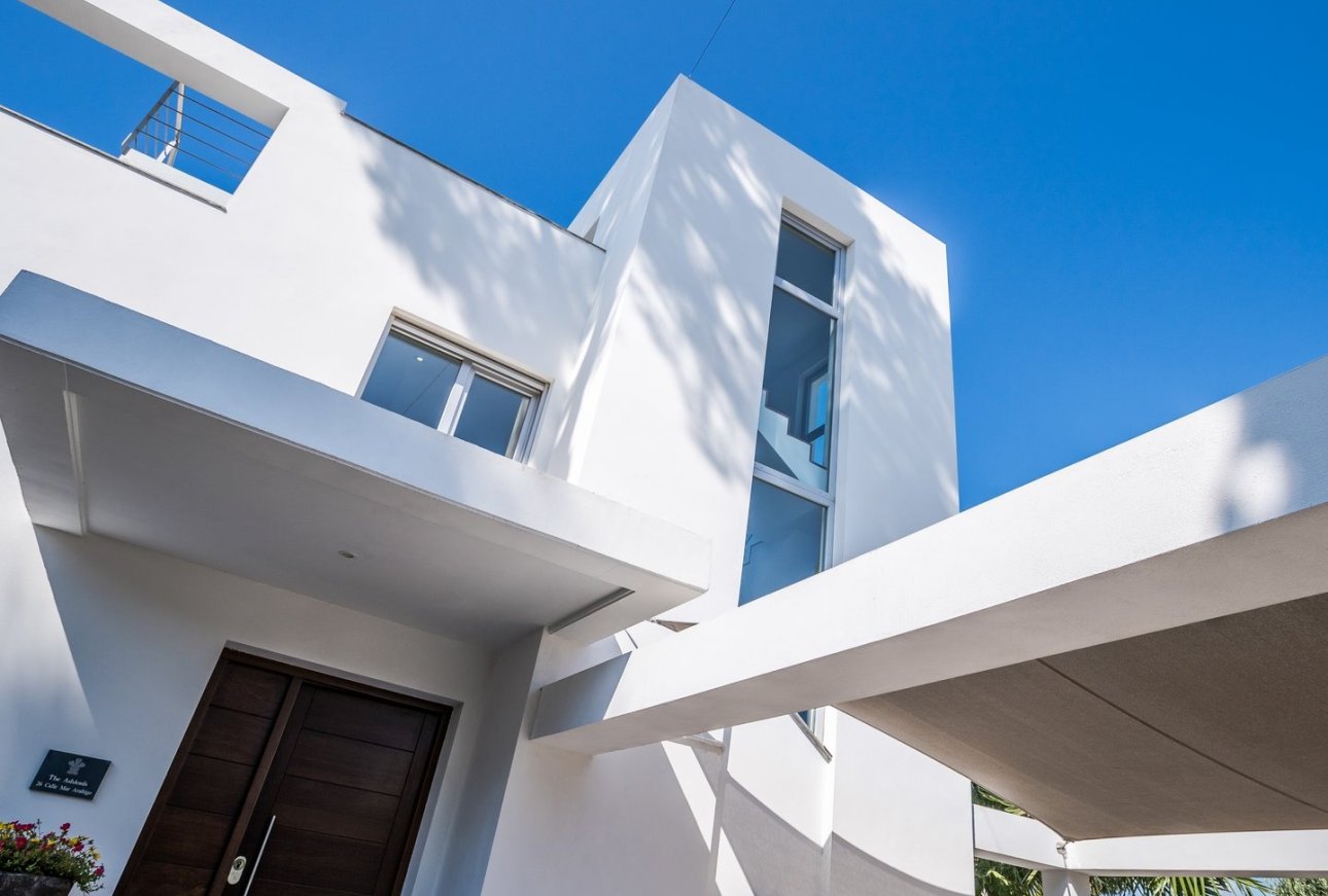 Villa de design contemporain à vendre à Pla del Mar Moraira
