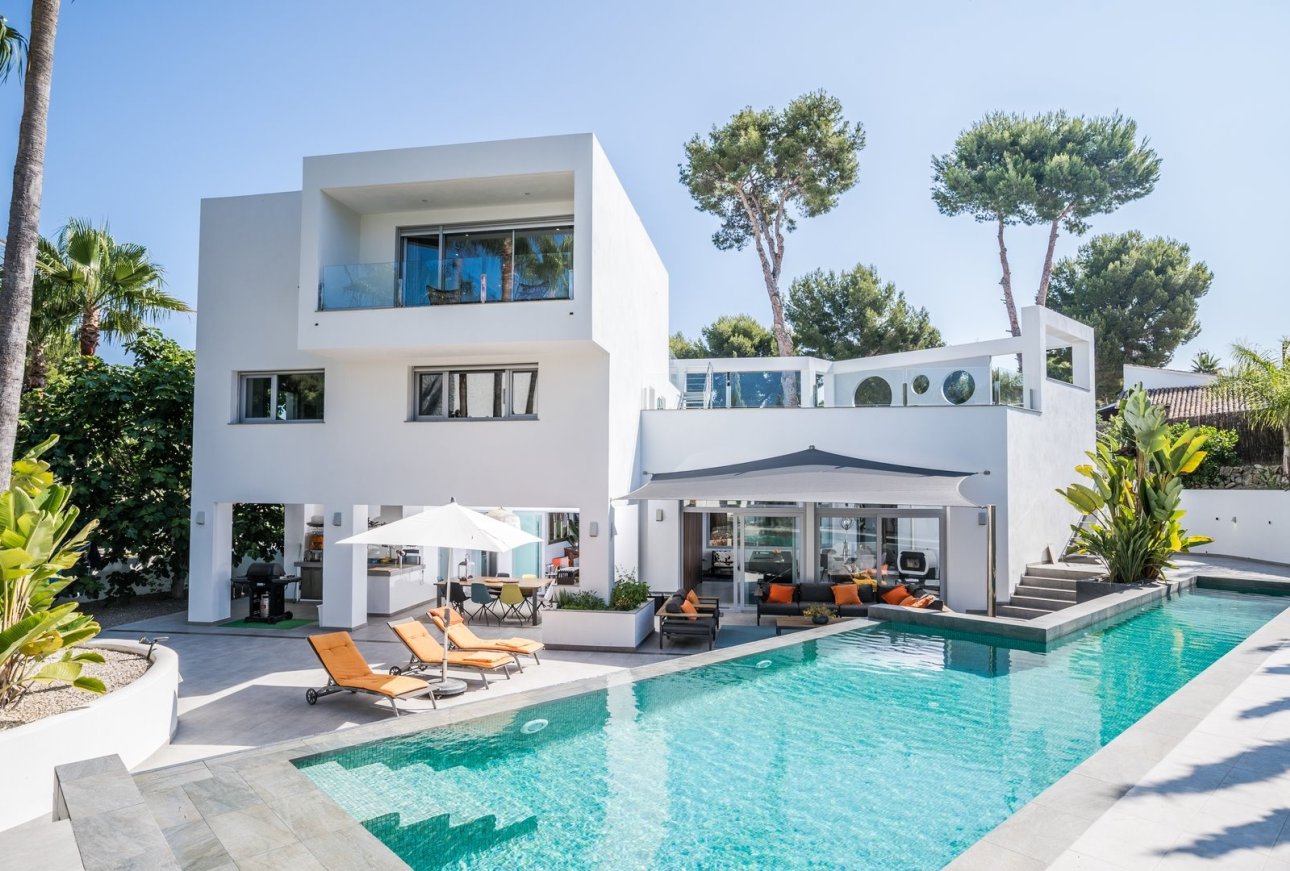 Villa de design contemporain à vendre à Pla del Mar Moraira