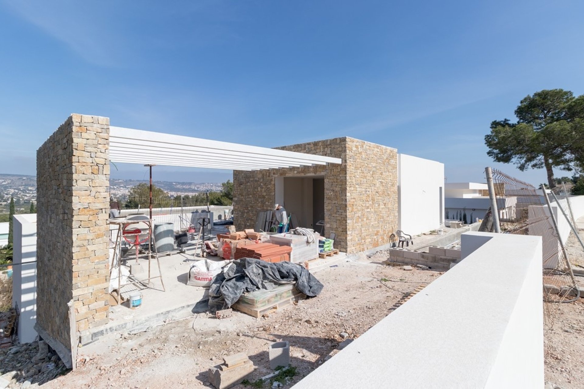 Villa de diseño moderno en venta en Javea cerca de la playa