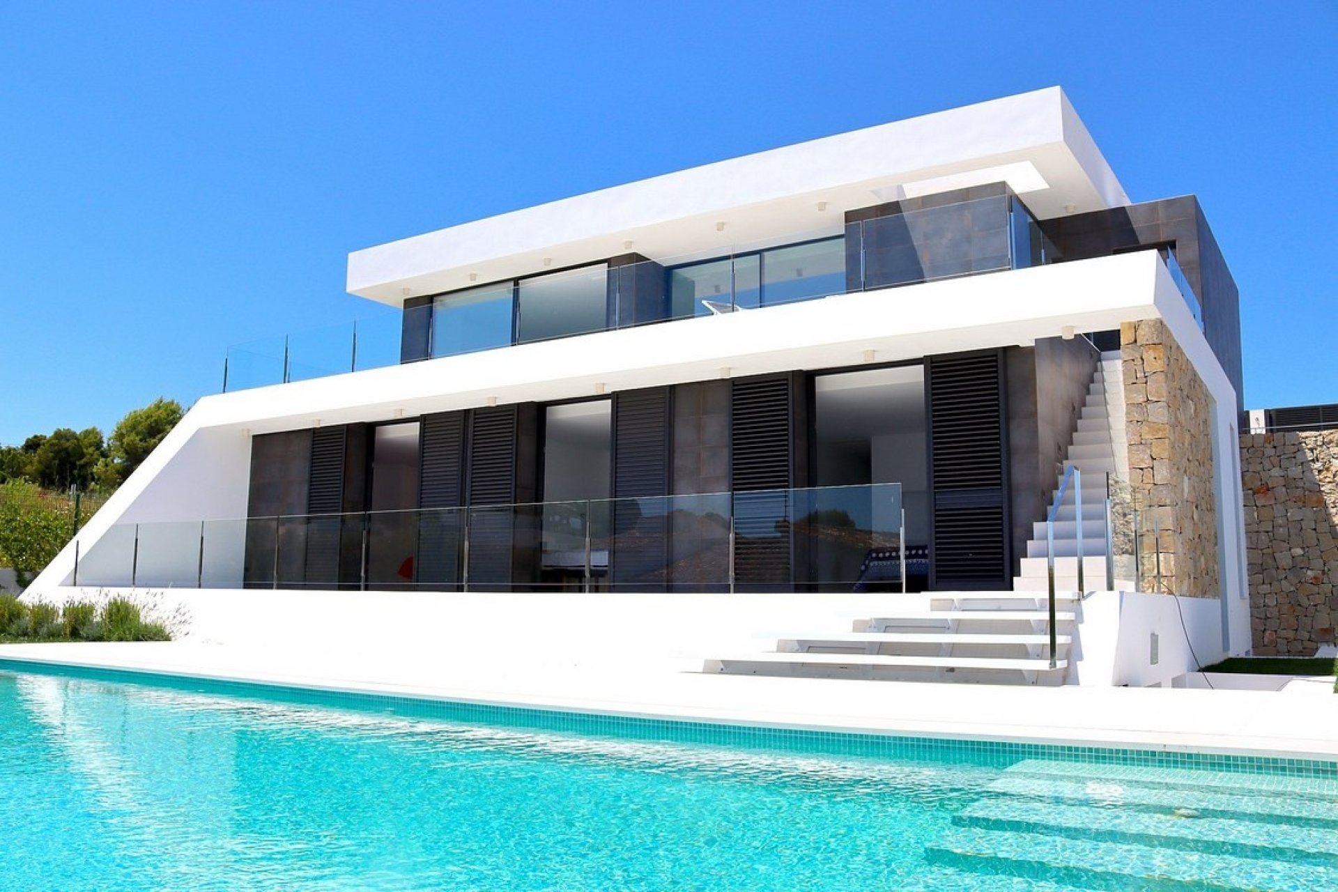 Villa de obra nueva en venta en Moraira con vistas al mar
