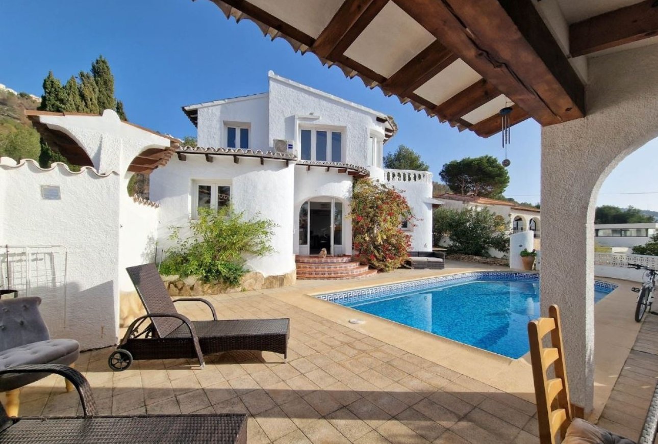 Villa for Sale Close to El Portet Moraira with Private Pool