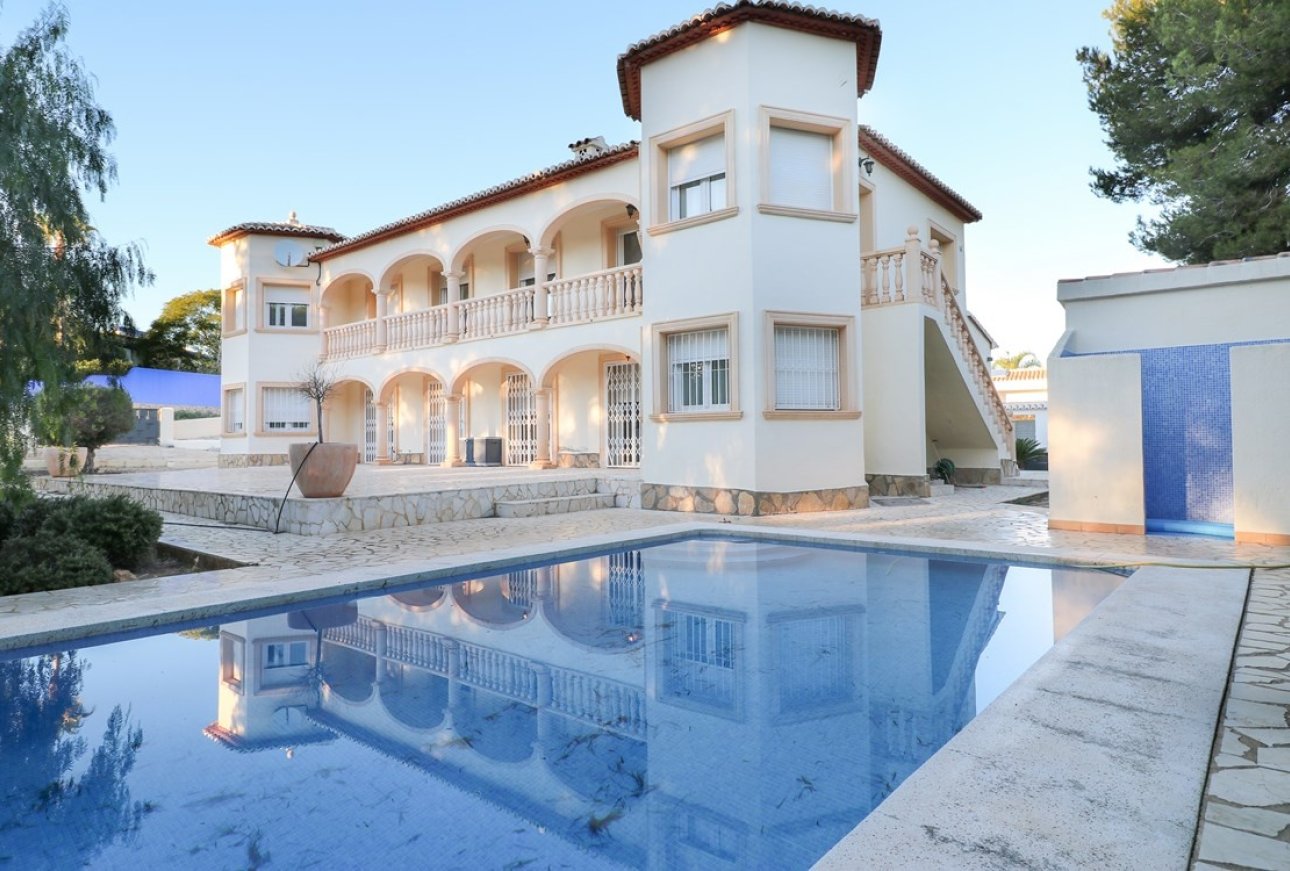 Villa for sale in Moraira Costa Blanca Spain