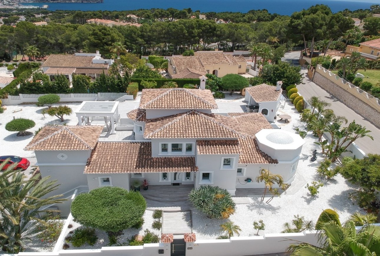 Villa for sale in Moraira Costa Blanca Spain